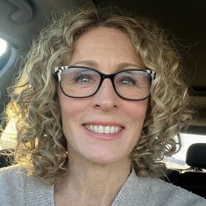 Meet your Posher, Alane